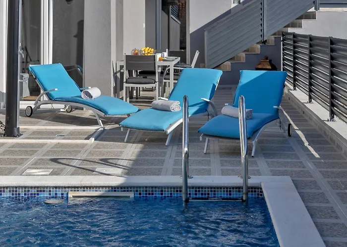 Lotte With Private Pool In The Center! Апартаменты