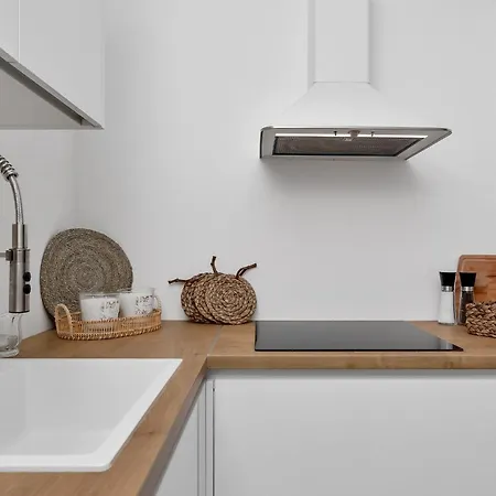 Lotte With Private Pool In The Center! شقة