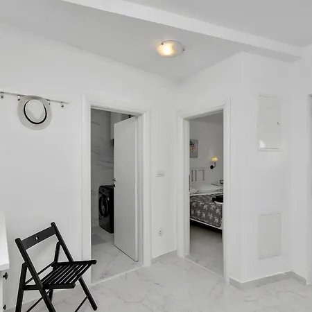 Lotte With Private Pool In The Center! * ماكارسكا